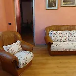 Giallo Apartament Rio Marina