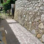 Giallo Apartament