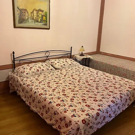 Giallo Apartment
